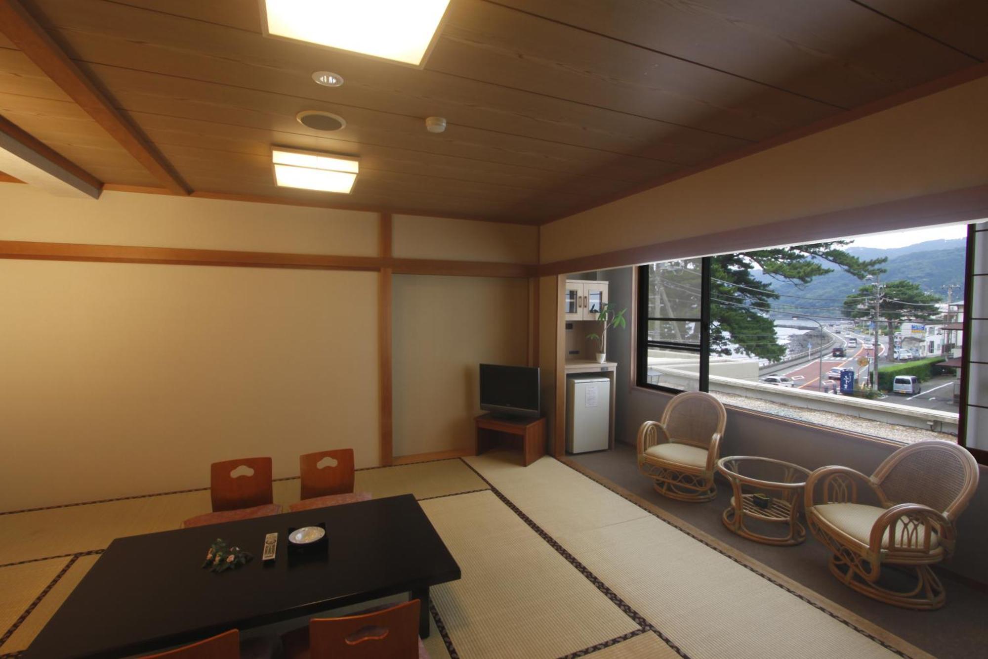 味と湯の宿 ニューとみよし 熱海市 エクステリア 写真